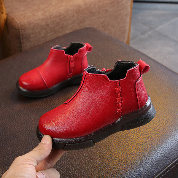 Детски боти за момичета от еко кожа в черен, кафяв и червен цвят