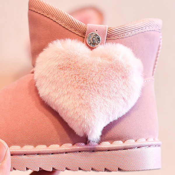 Детски боти за момичета с декорация сърце в три цвята