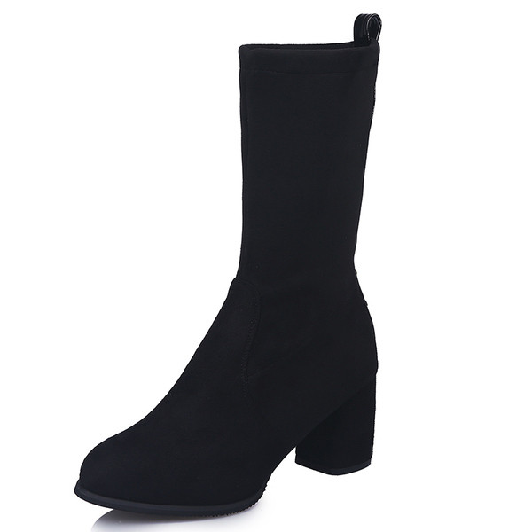 Стилни дамски боти с дебел ток и перли в черен цвят от еко велур