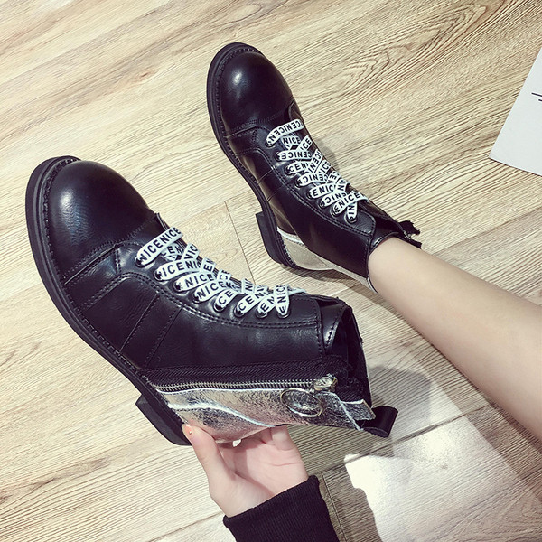 Актуални дамски боти от еко кожа с връзки с надписи