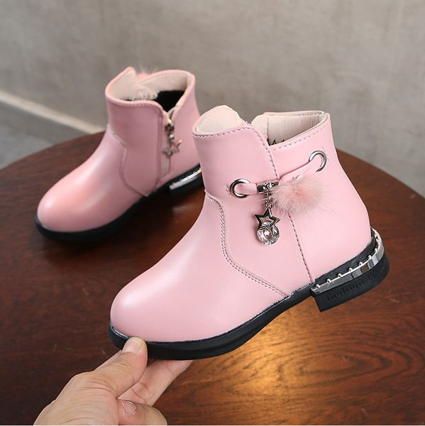 Детски боти с метална декорация в три цвята