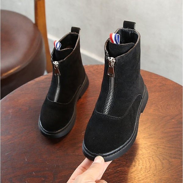 Детски ботуши с цип в три цвята