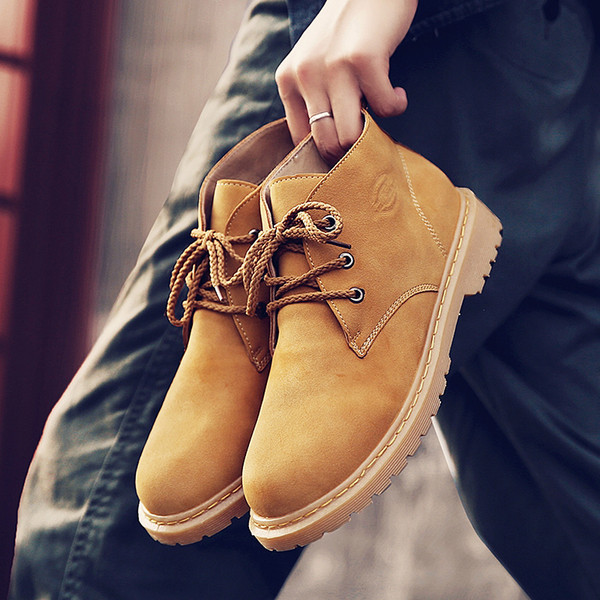 Мъжки модерни ботуши от еко велур в два цвята