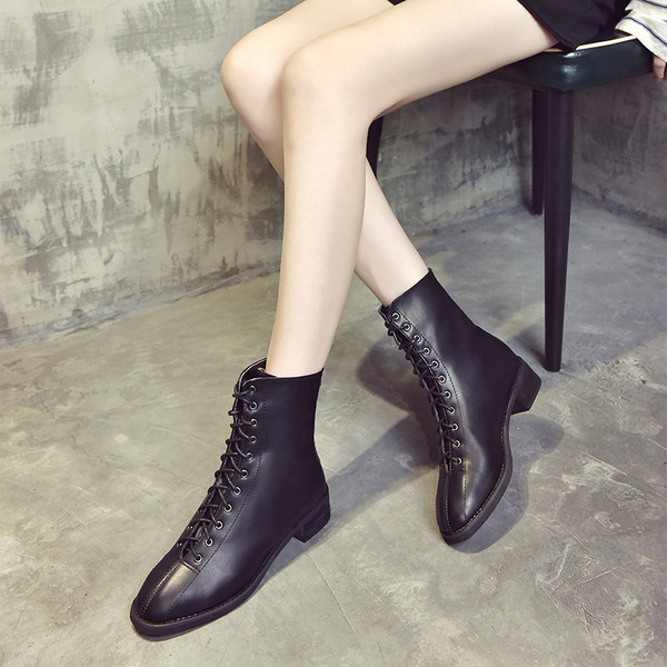 Модерни дамски кубинки от еко кожа в черен цвят