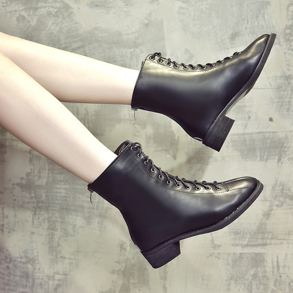 Модерни дамски кубинки от еко кожа в черен цвят