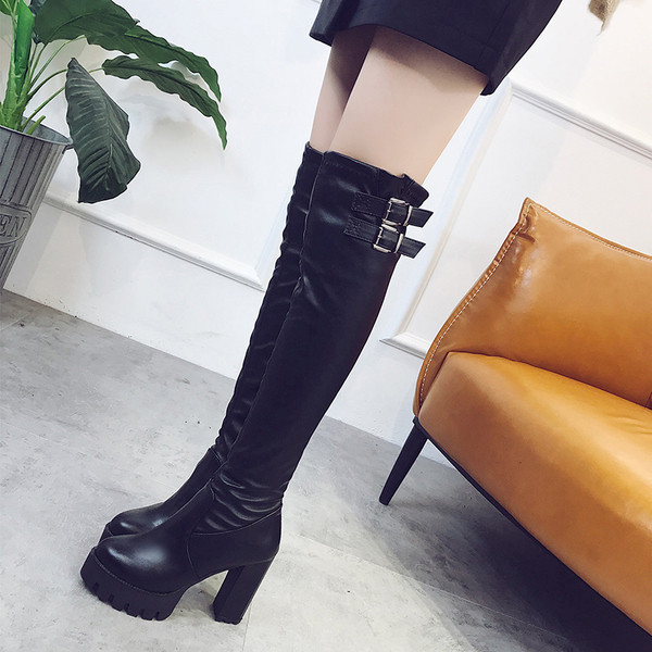 Дамски ботуши с висок ток от еко кожа 