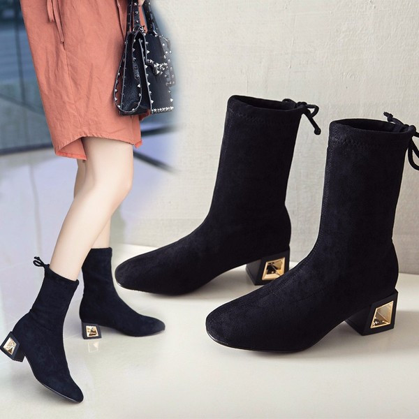 Стилни дамски боти от еко велур с връзки и метална декорация на тока в черен цвят