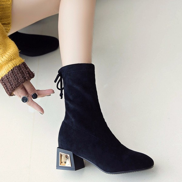 Стилни дамски боти от еко велур с връзки и метална декорация на тока в черен цвят