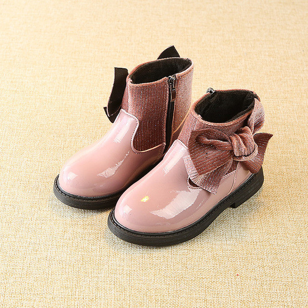 Cizme pentru copii cu panglica in trei culori