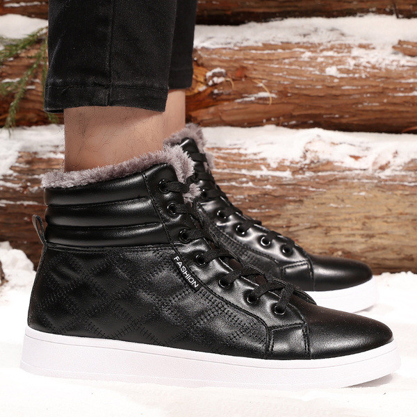 Pantofi moderni de iarna pentru barbati cu captuseala moale