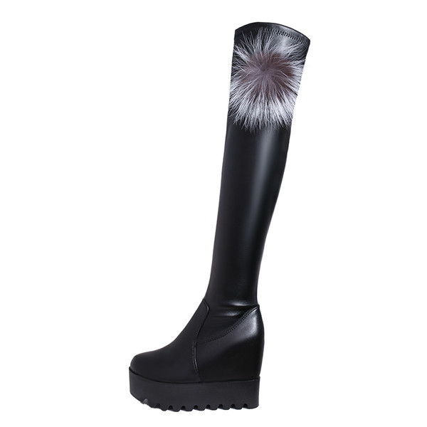 Ghete de dama moderne din piele ecologica cu platforma si element de puf