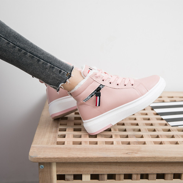 Tenisi dama cu talpa inalta in trei culori