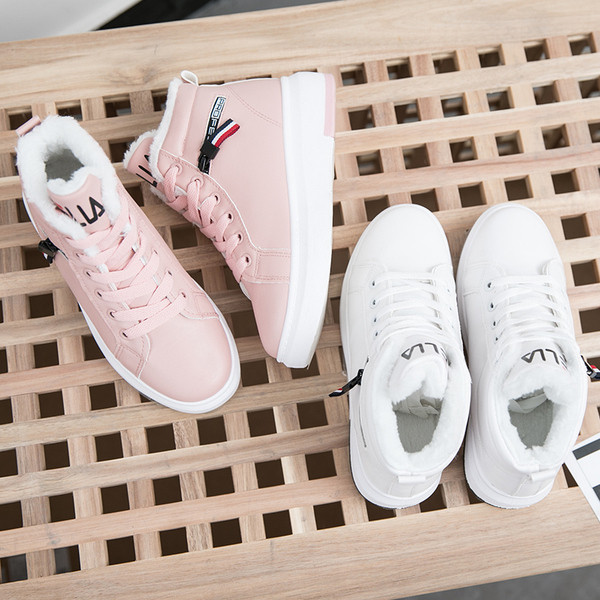 Tenisi dama cu talpa inalta in trei culori