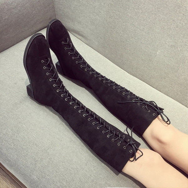 Cizme casual de dama din piele intoarsa ecologica cu sireturi in negru si bej