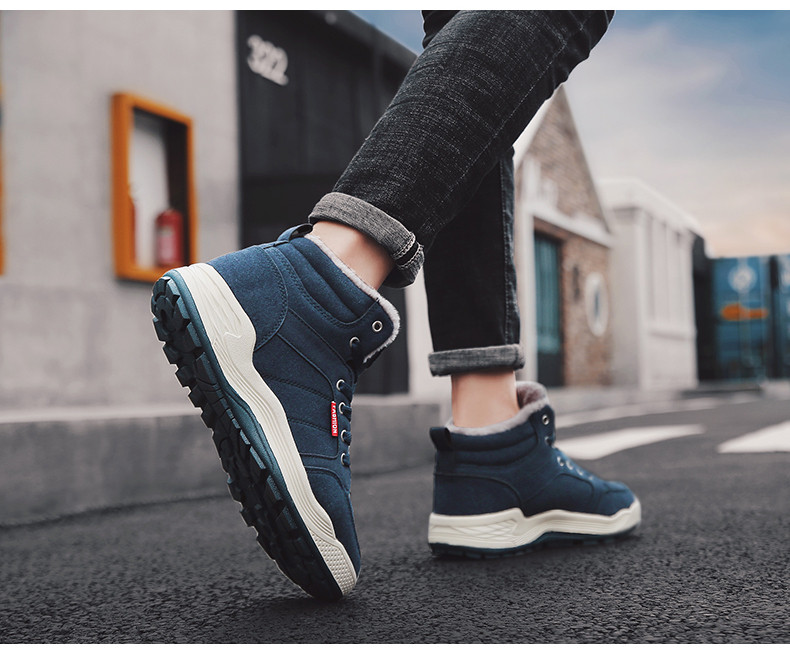 Άνετες αρσενικές χειμωνιάτικες μπότες σε τρία χρώματα