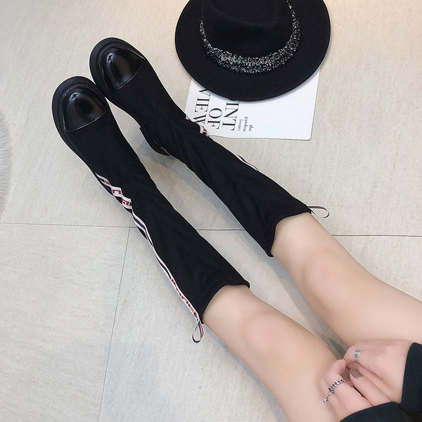 Ново Модерни дасмки ботуши от еко велур 