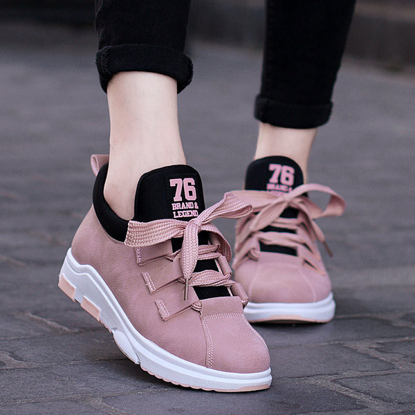 Κυρίες κομψά αθλητικά παπούτσια σε τρία χρώματα