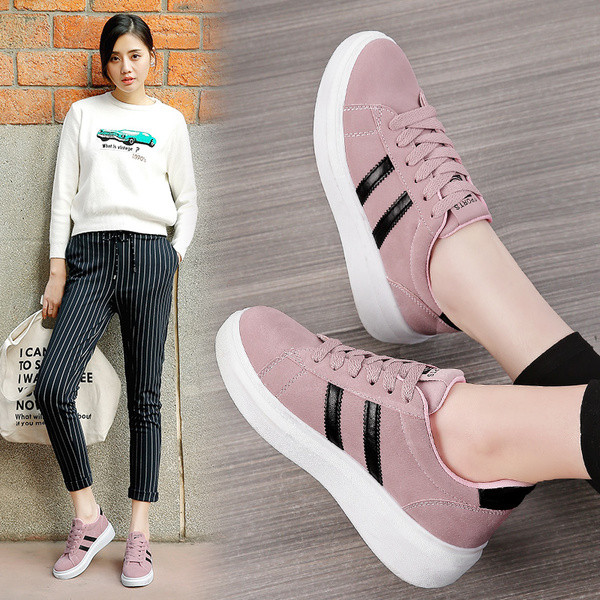 Περιστασιακά γυναικεία παπούτσια σε διάφορα χρώματα