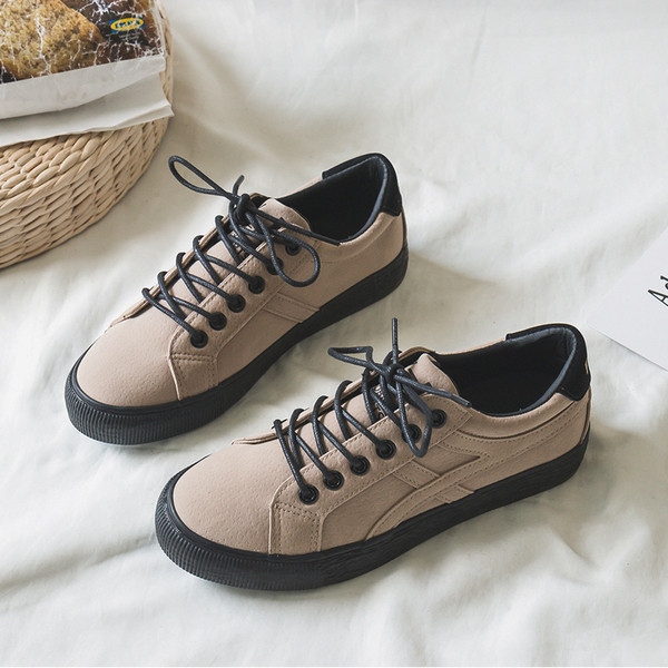 Ανδρικά πάνινα παπούτσια σε τρία χρώματα