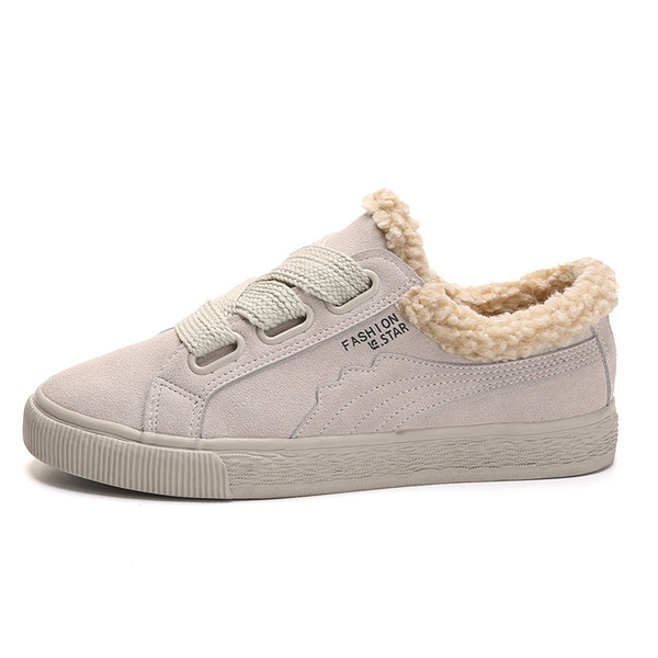 Γυναικεία μοντέρνα αθλητικά παπούτσια με μαλακά τακούνια