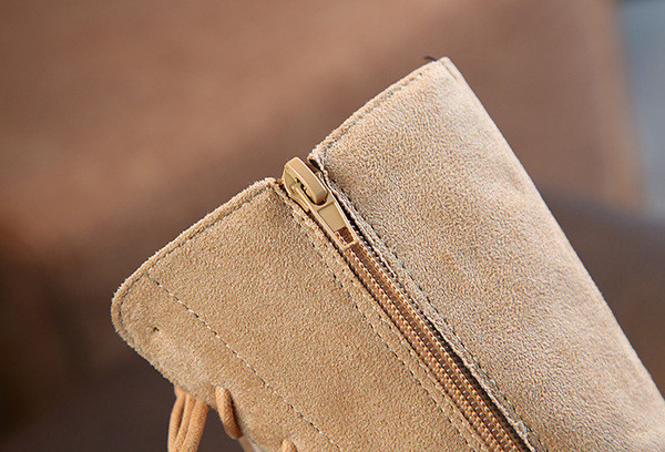 Детски ботуши за момичета в черен, бордо и бежов цвят