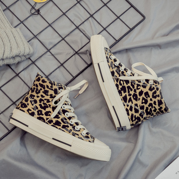 Ανδρικά πάνινα παπούτσια σε δύο χρώματα