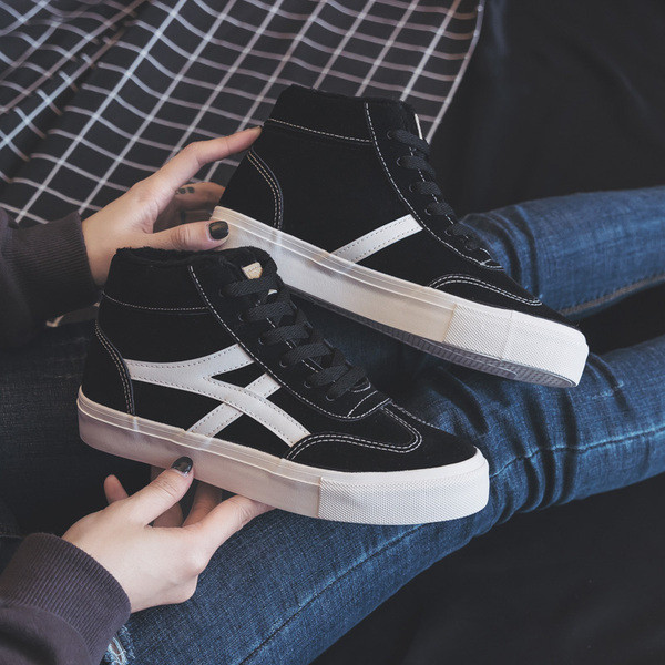 Ανδρικά πάνινα παπούτσια σε δύο χρώματα