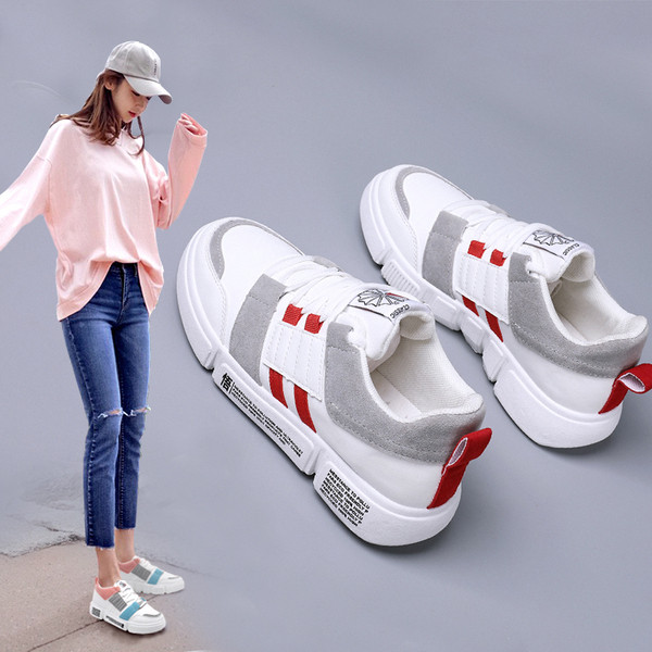 Γυναικεία παπούτσια μόδας σε τρία χρώματα