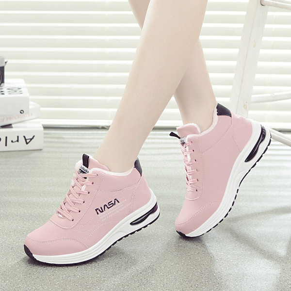 Ανδρικά πάνινα παπούτσια με ψηλή σόλα σε διάφορα χρώματα