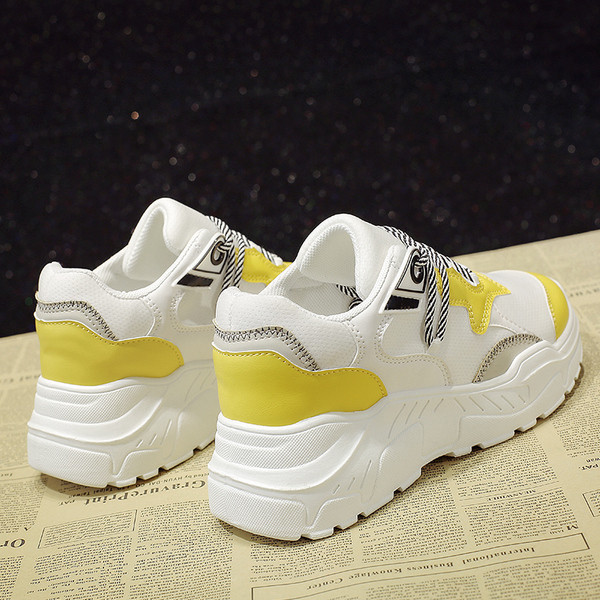 Ανδρικά πάνινα παπούτσια σε τρία χρώματα με ψηλή σόλα