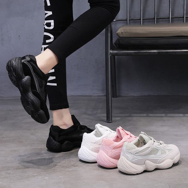 Γυναικεία παπούτσια σε τέσσερα χρώματα