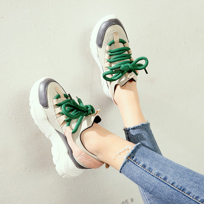 Γυναικεία χρωματιστά πάνινα παπούτσια σε δύο χρώματα