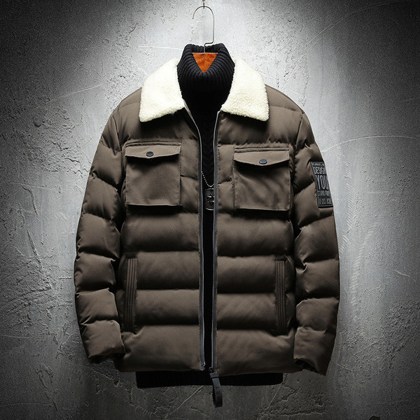 Μοντέρνο χειμωνιάτικο σακάκι με τσέπες και έμβλημα σε διάφορα χρώματα