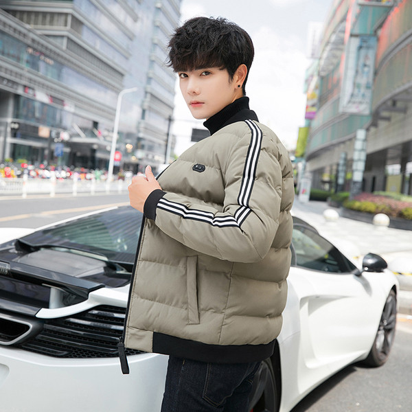 Modern férfi kabát fehér szegéllyel bézs és fekete színben