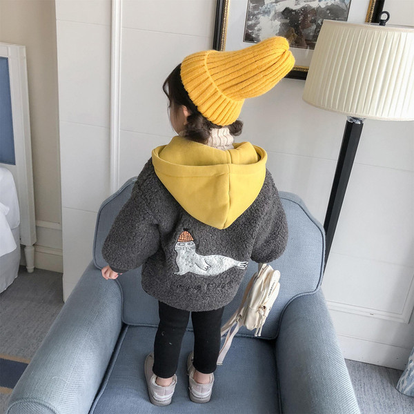 Őszi gyerekkabát lányoknak két színben