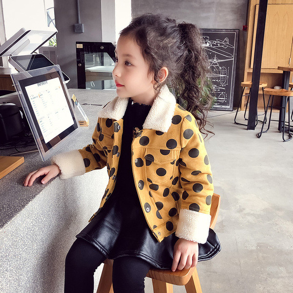 Stílusos gyerekkabát lányoknak puha béléssel