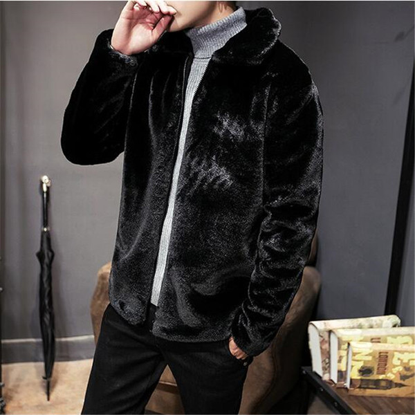 Új modell férfi pehelykabát fekete színben - három modell