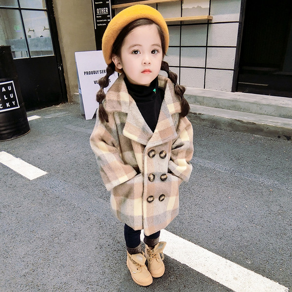 Stílusos kockás gyerekkabát lányoknak