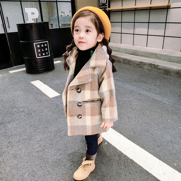 Stílusos kockás gyerekkabát lányoknak