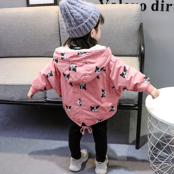 Alkalmi gyerekkabát lányoknak, rárakással