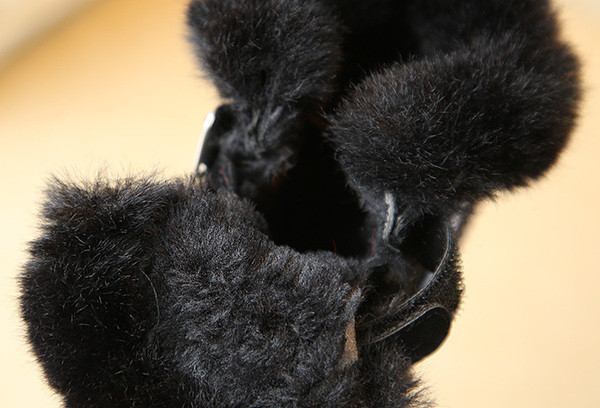 Gyermek téli tornacipő lányoknak piros, fekete és barna színben