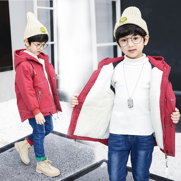 Gyermek kabát fiúknak három színben