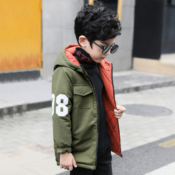 Gyermek kétoldalas kabát fiúknak két színben