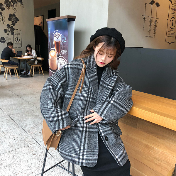 Széles modell női kockás kabát V-alakú gallérral, két színben