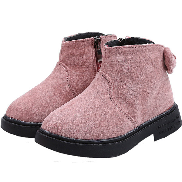 Gyerekcsizma lányoknak rózsaszín, fekete és barna szalaggal