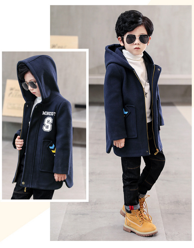 Modern gyerekkabát fiúknak három színben