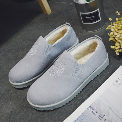 Μοντέρνα χειμωνιάτικα παπούτσια ανδρών σε τρία χρώματα με κεντήματα