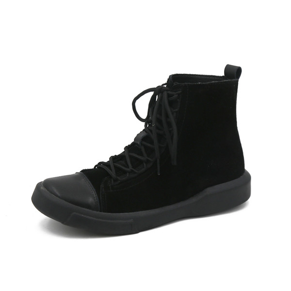 Alkalmi női tornacipő öko velúrból fekete színben