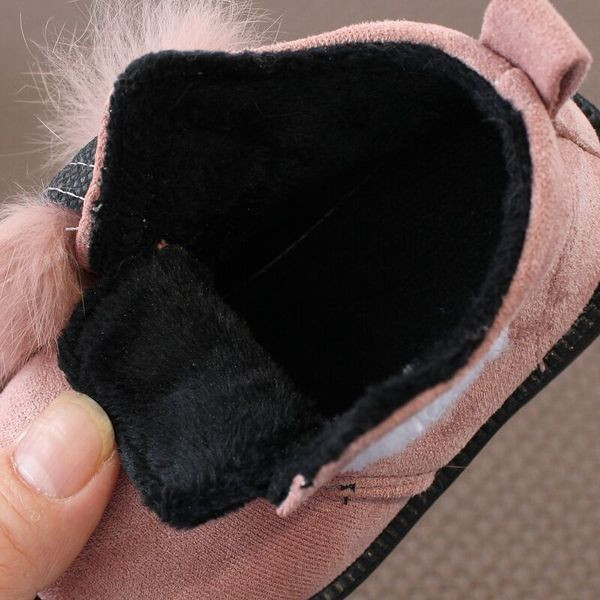 Pehelyes téli gyerekcipő két színben