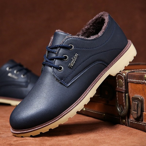 Eko bőrből készült alkalmi férfi téli cipő